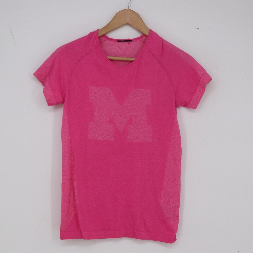 Victoria's Secret T-shirt Womens XS Pink Seamless Block Letter M Graphic
